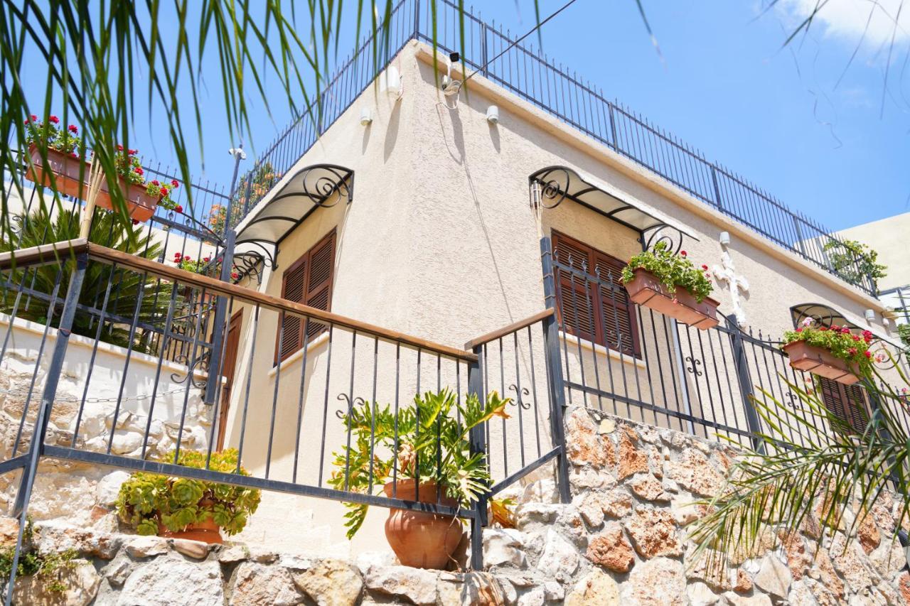 Abu Hanna Boutique By Ahlan Hospitality Nazareth Buitenkant foto